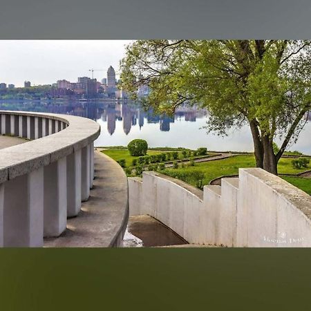 Dnipro Evening, View # Вечірній Дніпро У Центрі, Фантастичний Вид Экстерьер фото